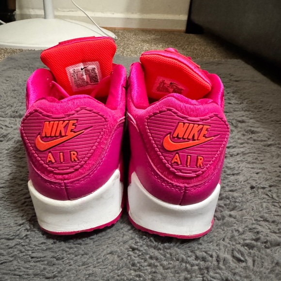 Nike Women's Pink Sneakers - Picture 2 of 4